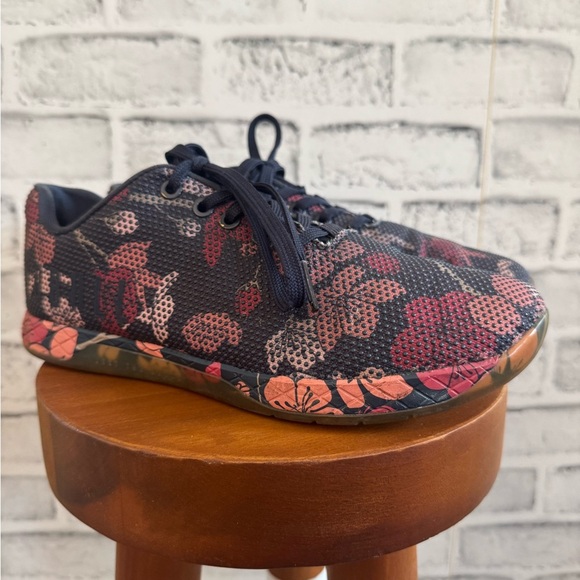 NOBULL Shoes - Women’s NOBULL project navy blue cherry blossom trainer sneakers Size 9.5